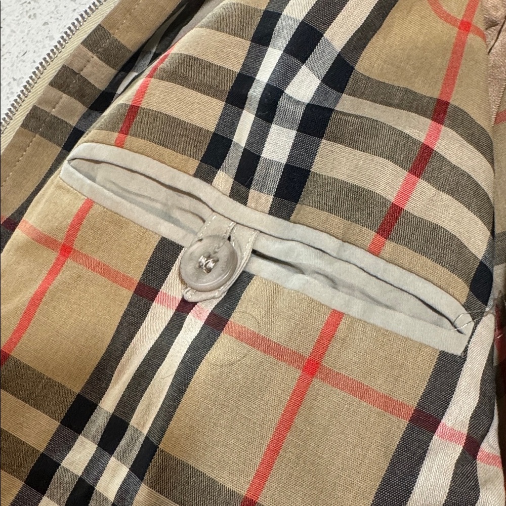 Men’s Burberry Jacket Nova Check Lining Classic Beige w/ COA - Picture 11 of 17